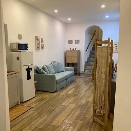 Casa Gaia A Due Passi Dal Duomo Apartment เนเปิลส์ ภายนอก รูปภาพ