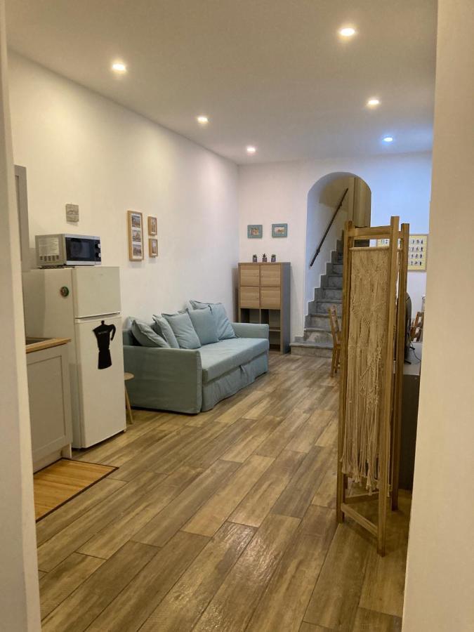 Casa Gaia A Due Passi Dal Duomo Apartment เนเปิลส์ ภายนอก รูปภาพ