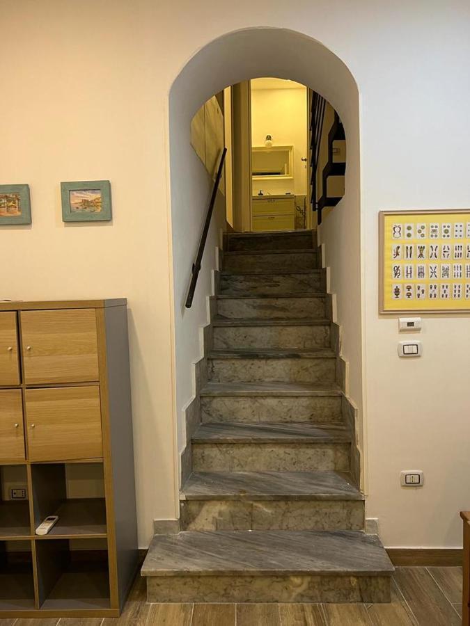 Casa Gaia A Due Passi Dal Duomo Apartment เนเปิลส์ ภายนอก รูปภาพ