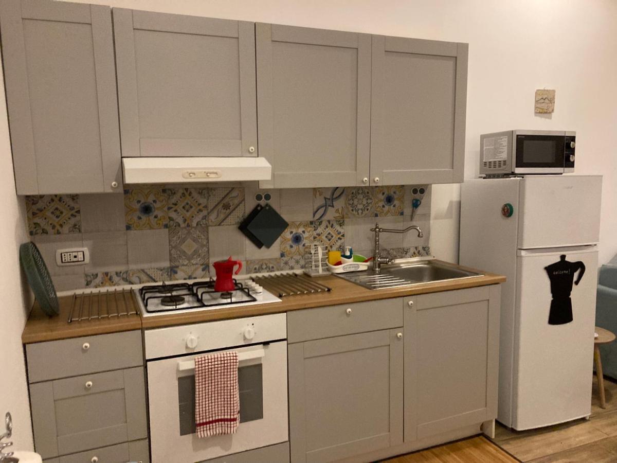 Casa Gaia A Due Passi Dal Duomo Apartment เนเปิลส์ ภายนอก รูปภาพ
